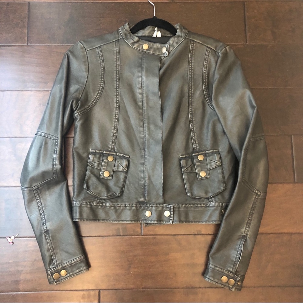 Rip Curl - faux leather jacket - size small